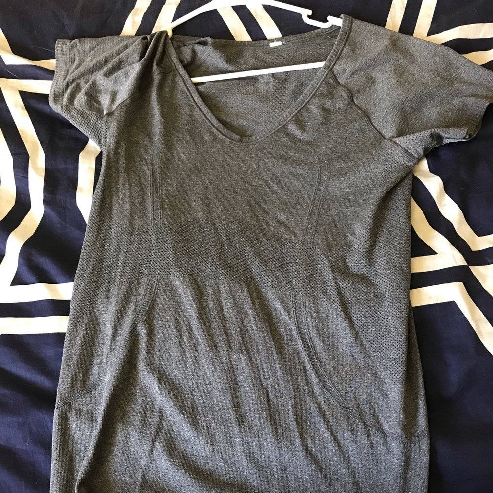 Lulu lemon top